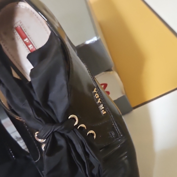 Prada Glossy Black Lace-Up Shoes - Picture 13 of 13